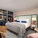 The Ξενοδοχείο Δουβλίνο