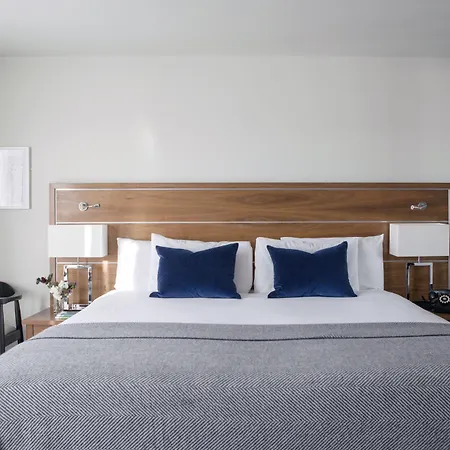 فندق The