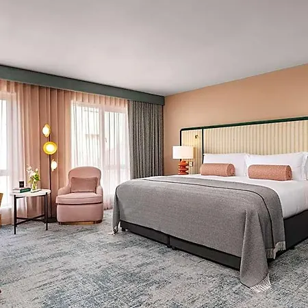 The Hotel 4*