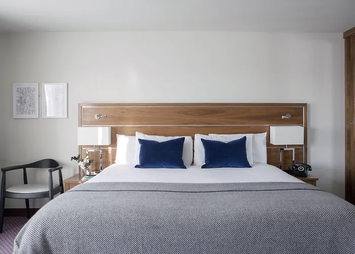 Hotel The