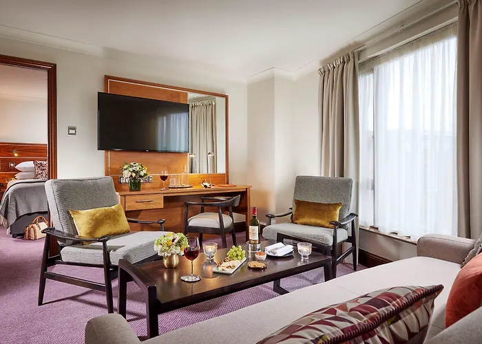 Otel The 4*