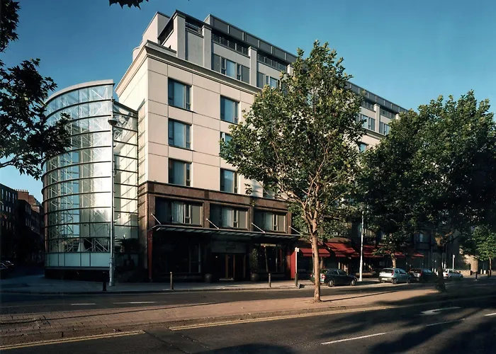 Hotell The 4*